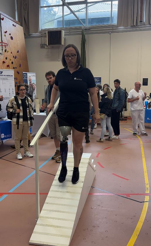 rencontre sur les dernières innovations technologiques en orthoprothèses au centre de Trestel CHLN 2024